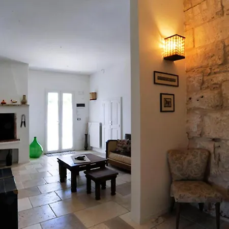 Ilaria S House *