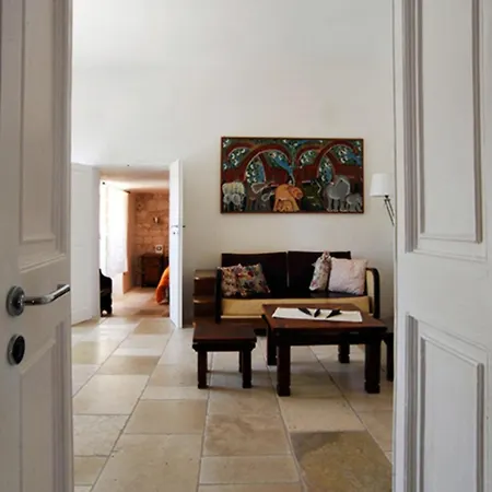 Ilaria S House