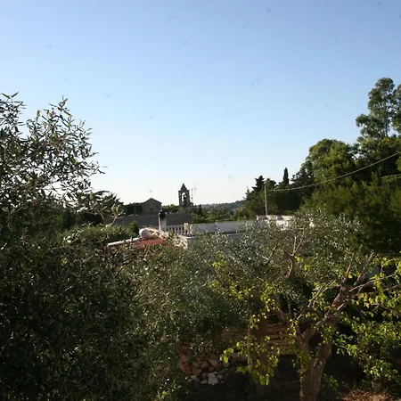 Ilaria S House *